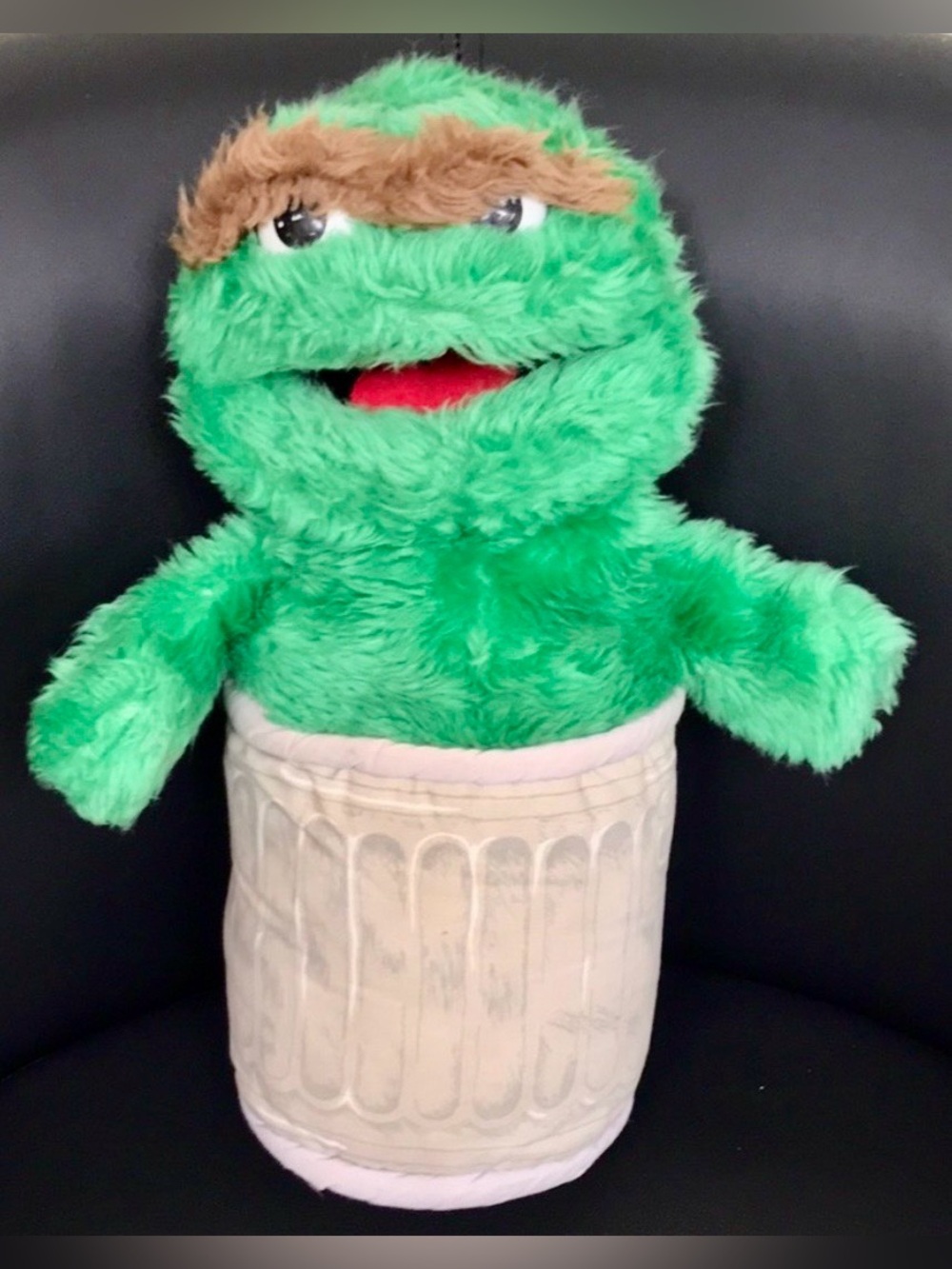 SESAME STREET - VINTAGE OSCAR THE GROUCH HAND PUPPET - EUC